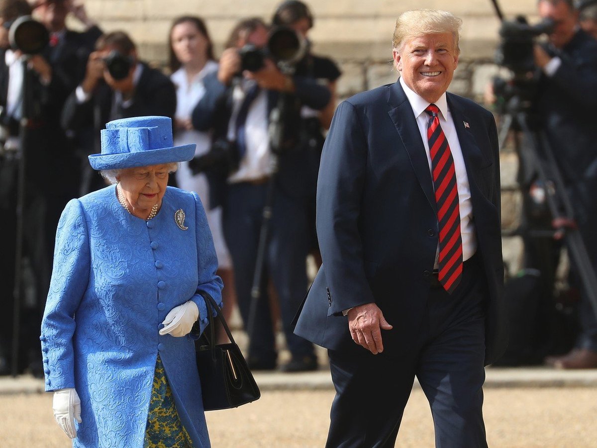 Trump a královna Alžběta II. v roce 2018.