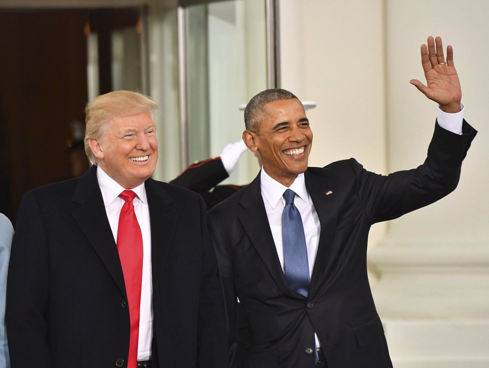 Donald Trump se svým předchůdcem Barackem Obamou během inaugurace