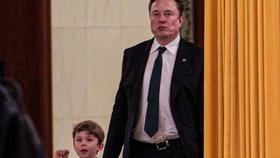 Návštěva Donalda Trumpa v Číně: Elon Musk se synem (14. 5. 2026)