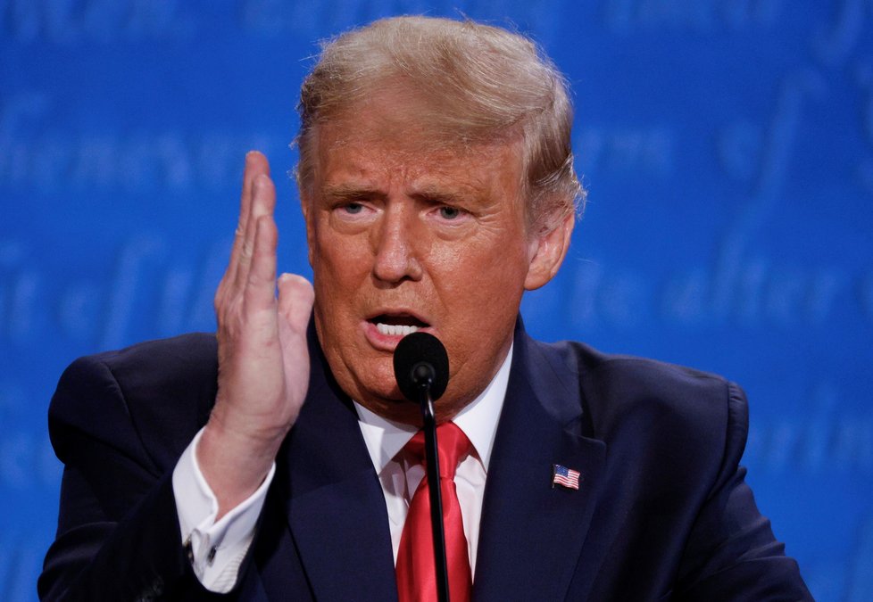 Americký prezident Donald Trump během poslední debaty před volbami (23. 10. 2020)