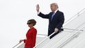 Přílet Donalda Trumpa s manželkou Melanií do Francie