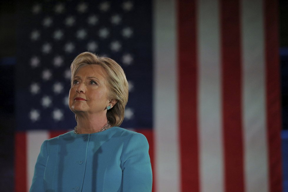 Neúspěšná demokratická kandidátka na prezidenta Hillary Clintonová