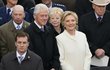 Bill Clinton čeká se svojí ženou Hillary na inaugurační ceremoniál Donalda Trumpa
