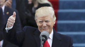 Donald Trump u řečnického pultu na svém inauguračním ceremoniálu