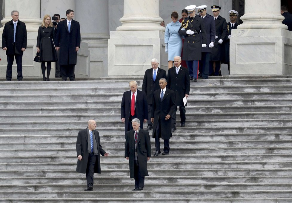 Ukončení slavnostního inauguračního ceremoniálu Donalda Trumpa