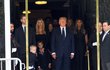 Pohřeb Ivany Trumpové - Donald Trump s dětmi a manželkou Melanií