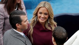 Manželka Donalda Trumpa jr. Vanessa byla hospitalizována kvůli možné otravě „neznámým bílým práškem“.