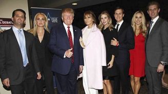 Manželka Melania a Trumpův nejmladší syn se nepřestěhují do Bílého domu  