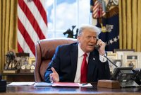 Na drátě Mar-A-Lago! Jak se domlouvá hovor s Trumpem? A co řešil s Fialou?