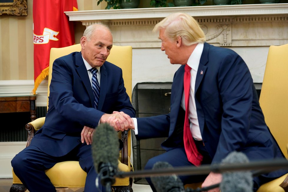 Prezident USA Donald J. Trump a personalista Bílého domu John Kelly