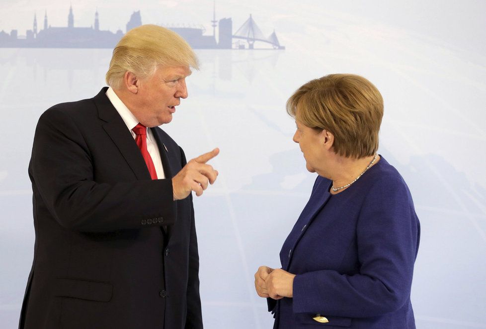 Americký prezident Donald Trump jednal v Hamburku před startem summitu G20 s německou kancléřkou Angelou Merkelovou