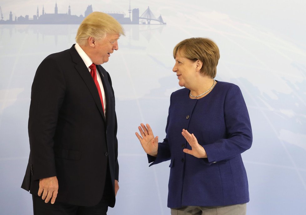 Americký prezident Donald Trump jednal v Hamburku před startem summitu G20 s německou kancléřkou Angelou Merkelovou