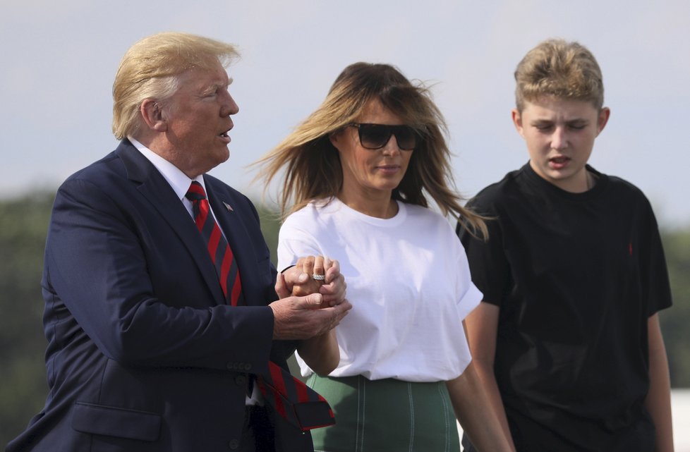 Prezident USA Donald Trump s manželkou Melanií a synem Barronem.