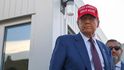 Donald Trump při sledování startu rakety SpaceX (20.11.2024) Donald Trump při sledování startu rakety SpaceX (20.11.2024)