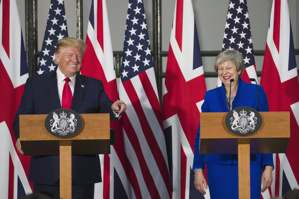 Americký prezident Donald Trump na státní návštěvě Británie.