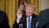 Trumpovi navzdory: USA přijme Syřany, které zastavil prezidentův dekret