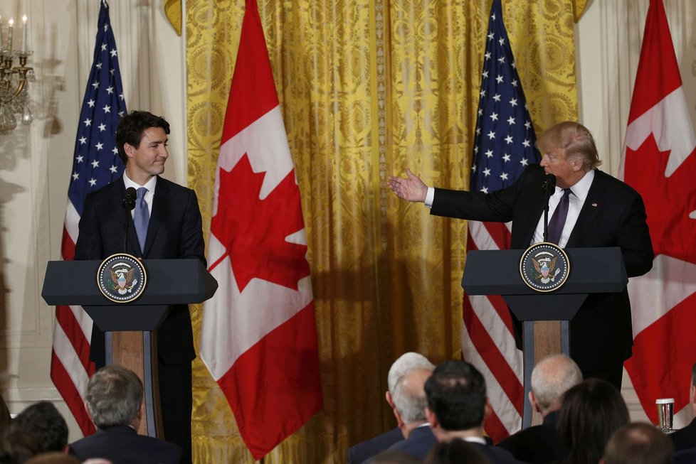Donald Trump jednal s kanadským premiérem Justinem Trudeauem.