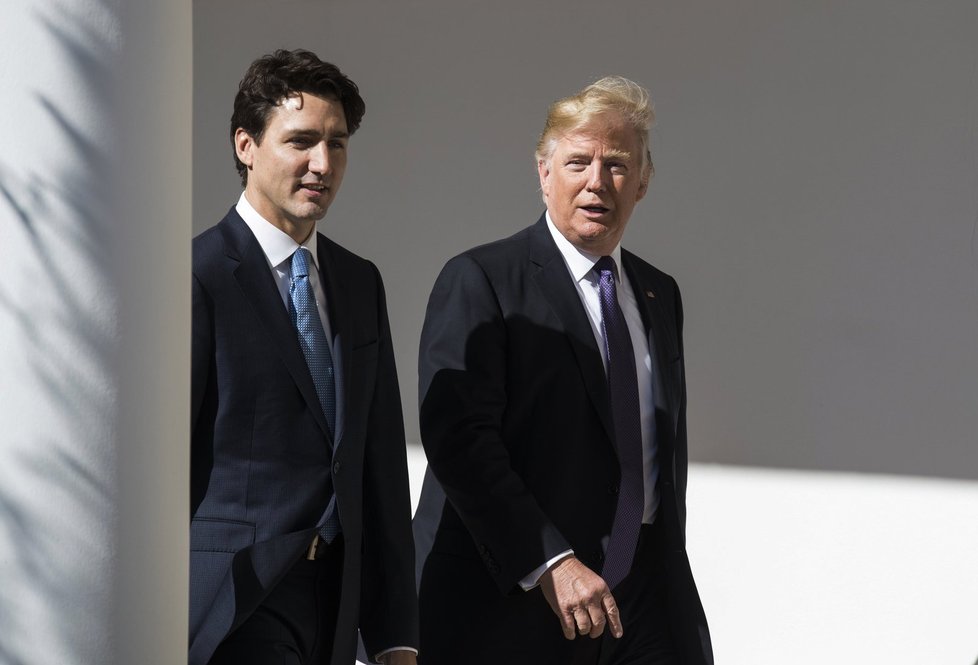 Donald Trump jednal s kanadským premiérem Justinem Trudeauem.