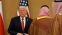 Donald Trump v Rijádu: S korunním princem Muhammadem Bin Salmánem (14.5.2025) Donald Trump v Rijádu: S korunním princem Muhammadem Bin Salmánem (14.5.2025)