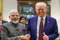 Rána pro Putina a příjmy Ruska? Indie přestane odebírat ruskou ropu, tvrdí Trump