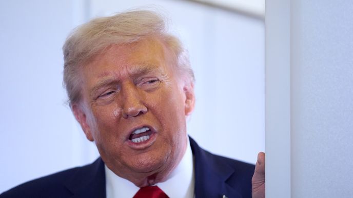 Prezident USA Donald Trump chce plánované setkání s Putinem uskutečnit v blíže nespecifikované budoucnosti. Prezident USA Donald Trump chce plánované setkání s Putinem uskutečnit v blíže nespecifikované budoucnosti.