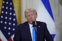 I Američany děsí Trumpova cla: Dělají si zásoby Prosecca na horší časy!