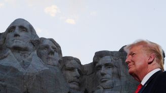 Trump: Pokračujeme v porážení marxistů a víme, jak uhasit plamen koronaviru Trump: Pokračujeme v porážení marxistů a víme, jak uhasit plamen koronaviru