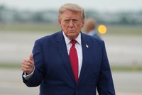 Rozbombarduje ho na prach! Trump hrozí zemi, do které hromadně létali Češi na dovolenou