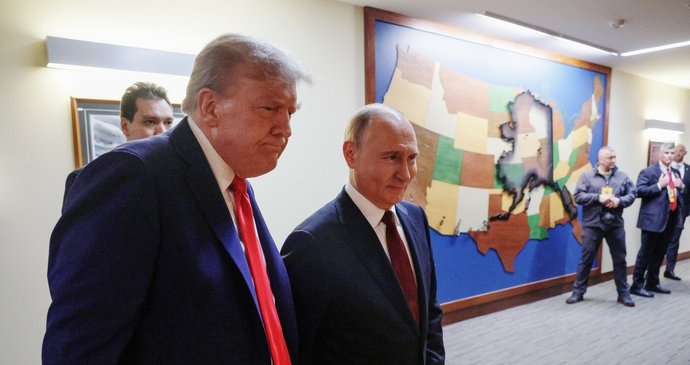 Summit Trumpa s Putinem na Aljašce (15.8.2025)