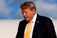 Nosí Trump paruku? Prezident USA náhle změnil barvu vlasů, vyvolal spekulace o příčesku