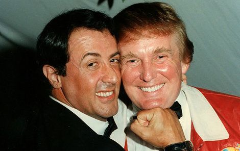Trump s kamarádem Stallonem v roce 1997.