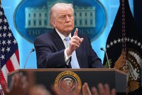 Přepište zeměpis! Trump žádá i Apple, aby změnila název Ontarijského jezera