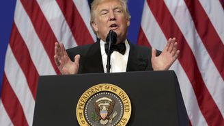 Trump podepsal příkaz o odstoupení USA od transpacifické smlouvy 