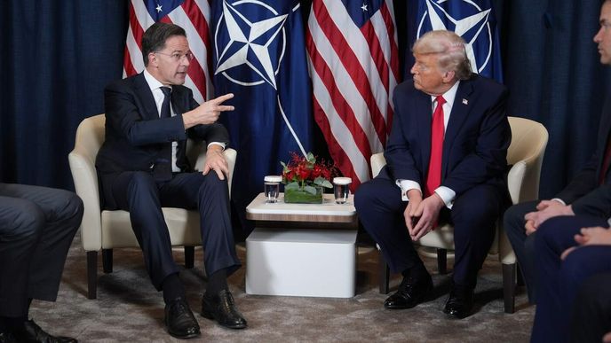 Americký prezident Donald Trump se domluvil se šéfem Severoatlantické aliance Markem Ruttem na rámci budoucí dohody o Grónsku a celé arktické oblasti. Americký prezident Donald Trump se domluvil se šéfem Severoatlantické aliance Markem Ruttem na rámci budoucí dohody o Grónsku a celé arktické oblasti.