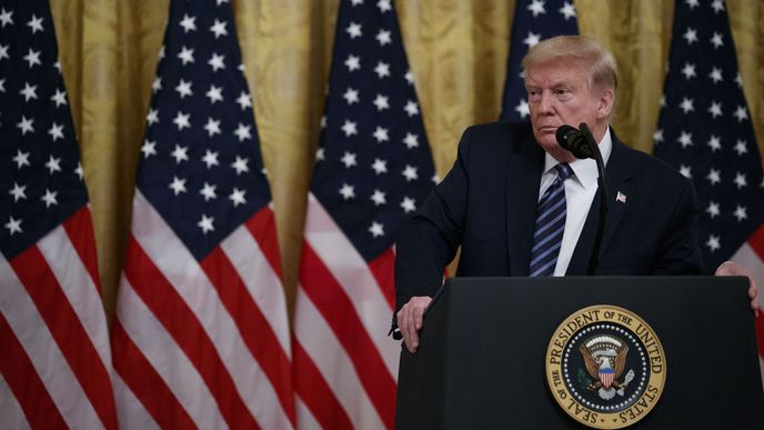 Americký prezident Donald Trump na tiskové konferenci ke koronaviru v Bílém domě