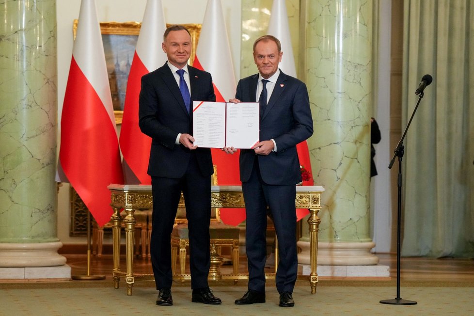 Polský premiér Donald Tusk složil u polského prezidenta Andrzeje Dudy přísahu.