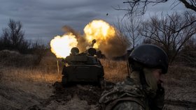 ONLINE: Ruské jednotky téměř obklíčily Bachmut. A nový nálet Rusů na Kyjev i další regiony