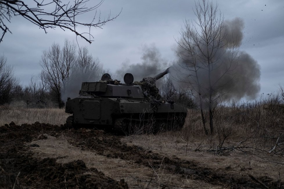 Ukrajinské dělostřelectvo v Doněcké oblasti (3.3.2023)