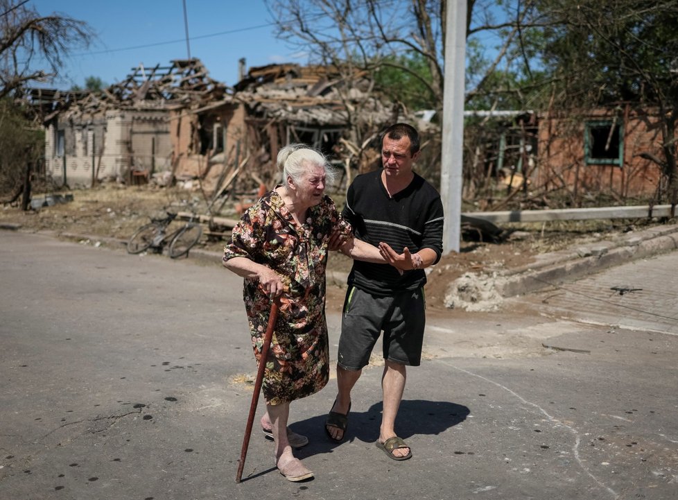 Válka na Ukrajině: O svůj domov přišla i Elena (81). Donětcko je v troskách (6.6.2022)