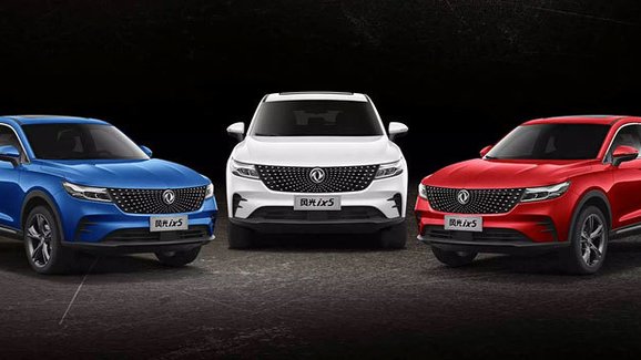 Čínská SUV Dongfeng vstupují na český trh: Nabízí stylovku i elektromobil. Kolik stojí?