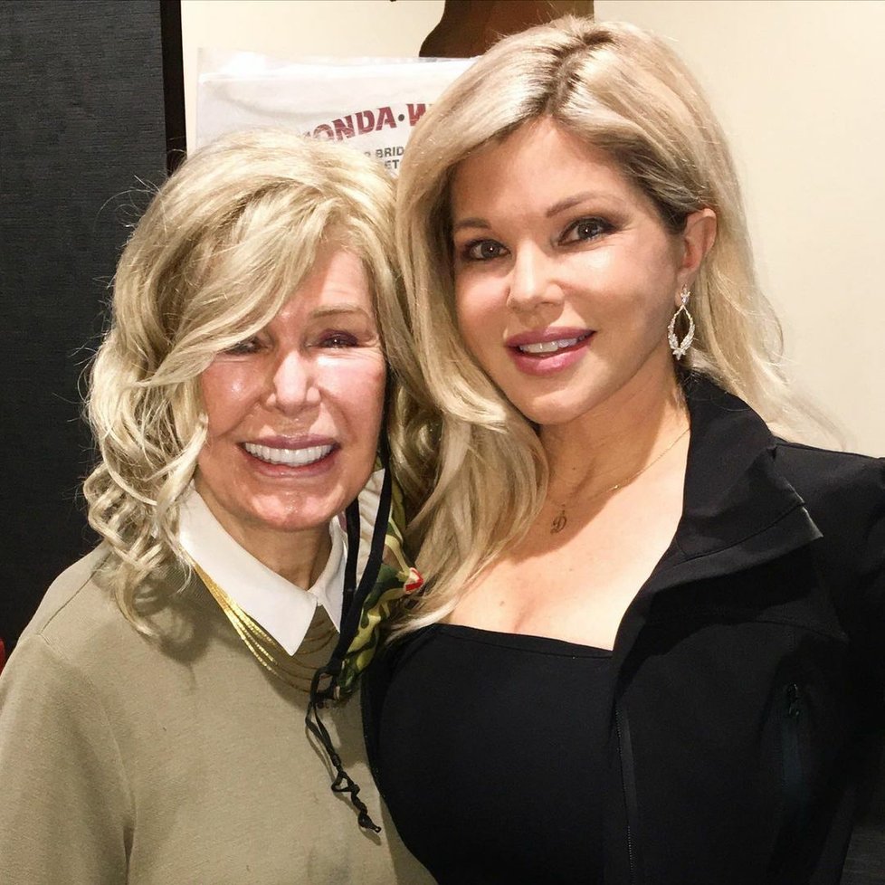 Loretta Swit a Donna D&#39;Errico