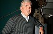Miroslav Donutil (60), Nadporučík Růžička: „Je mi z toho smutno, ale my jsme se neznali. Vzpomínky na ten film s ním nemají vůbec nic společného. Ať vzpomínají lidé, kteří k němu měli blízko, těch je určitě mnoho.“ Miroslav Donutil (60), Nadporučík Růžička: „Je mi z toho smutno, ale my jsme se neznali. Vzpomínky na ten film s ním nemají vůbec nic společného. Ať vzpomínají lidé, kteří k němu měli blízko, těch je určitě mnoho.“