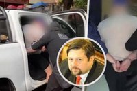 Exposlance Wolfa zatkli v jižní Americe! Ukrýval se 10 let, proměnil jsem se ve strom, tvrdil