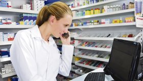 O výši doplatku na léky se můžeme ve své lékárně informovat i telefonicky
