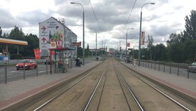 Karlovarská třída bude mít třetí pruh: Dopravu v Plzni to prý »nezatluče«