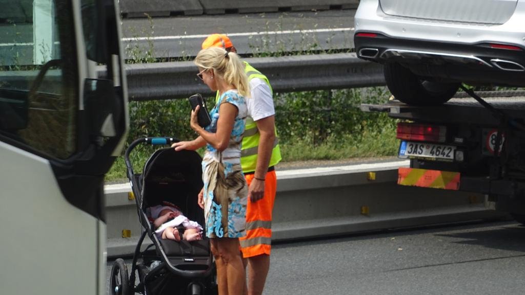 Dopravní nehoda na dálnici D1, které se účastnila i herečka Kateřina Brožová.