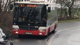 Do Újezdu zajíždí pouze jedna autobusová linka, která je navíc příměstská. (ilustrační foto)
