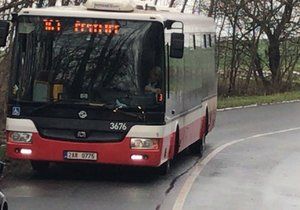 Do Újezdu zajíždí pouze jedna autobusová linka, která je navíc příměstská. (ilustrační foto)