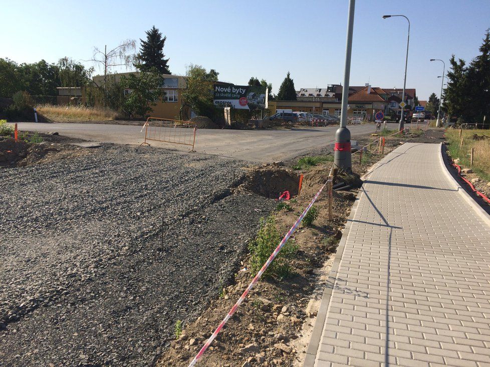 Rekonstrukce Libušské ulice vstupuje do druhé fáze, práce začaly i na poslední části dopravního tahu v Písnici.