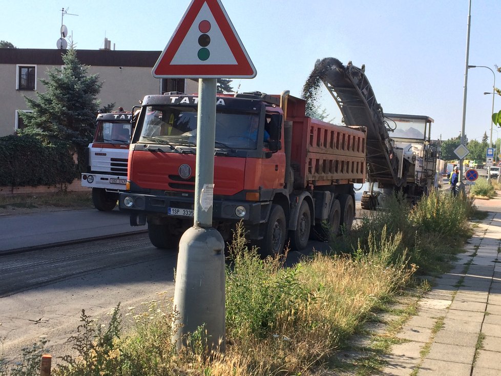 Rekonstrukce Libušské ulice vstupuje do druhé fáze, práce začaly i na poslední části dopravního tahu v Písnici.